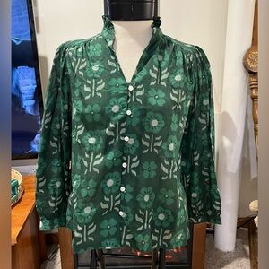 Trovata Birds of Paradis Floral Green Button-Up Blouse